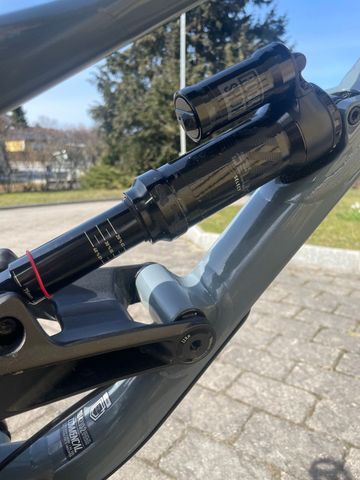 Tweedehands Commencal Furious SRAM GX Eagle 2021 Mountainbike — afbeelding 8 van 16