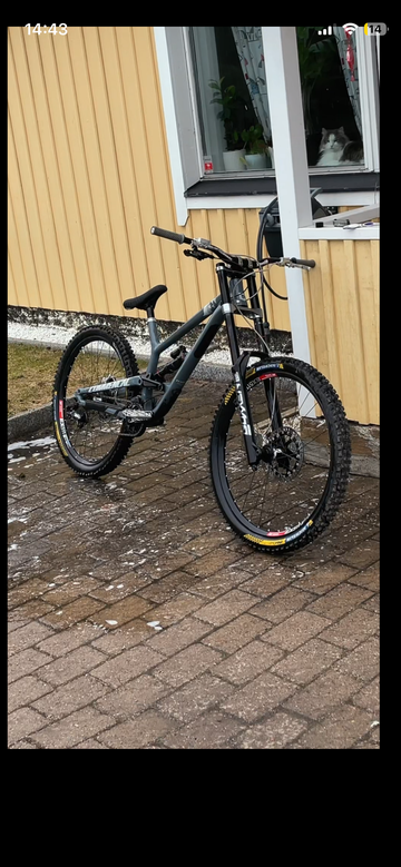 Tweedehands Commencal Furious SRAM GX Eagle 2021 Mountainbike — afbeelding 15 van 16