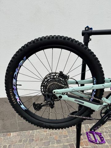 Použité Specialized Status 160 2022 2022 Mountainbike — obrázek 3 z 5