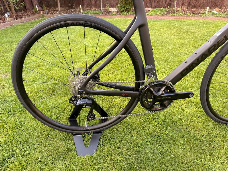 Brugt Pinarello X3 105 Di2 2024 2024 Road & Gravel — billede 3 af 12