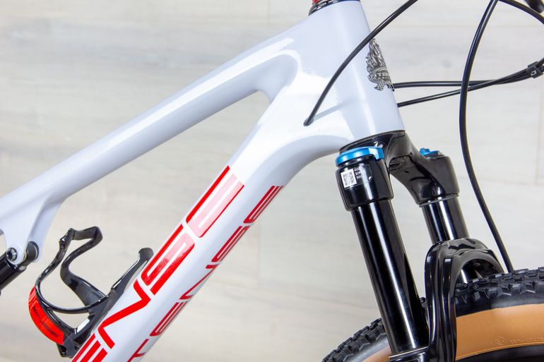 Used Intense Sniper X 2025 Mountainbike, White — image 10 of 17