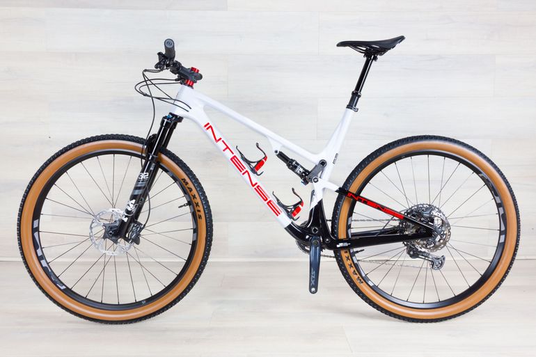Used Intense Sniper X 2025 Mountainbike, White — image 2 of 17