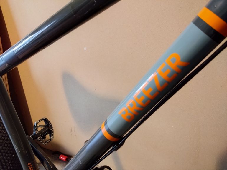 Used Breezer Thunder 2022 2022 Mountainbike, Green, 29 — image 5 of 10