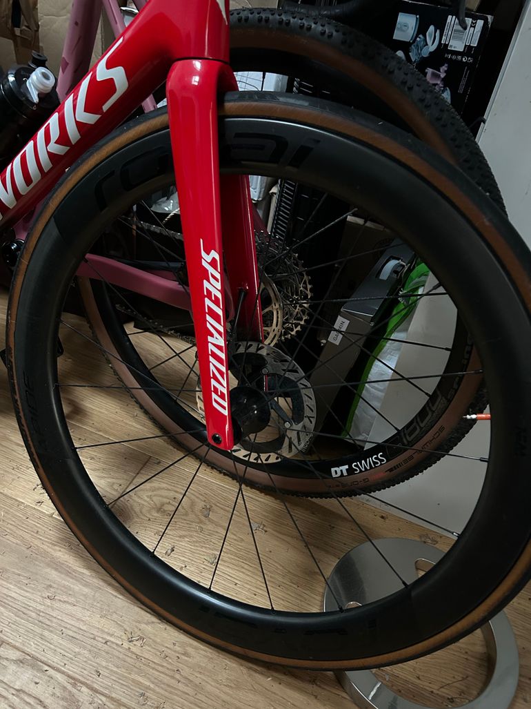 Used Specialized S-Works Tarmac SL7 - Dura Ace Di2 2023 2023 Road & Gravel, Red — image 5 of 6
