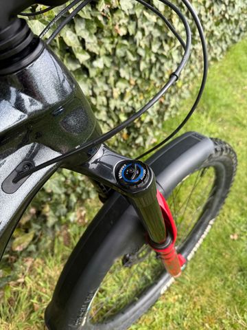 Used Giant Reign E+ 2, 2022 2022 Mountainbike, Black, 29 — image 4 of 15