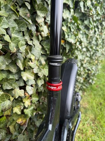 Used Giant Reign E+ 2, 2022 2022 Mountainbike, Black, 29 — image 10 of 15