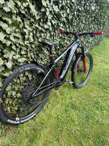 Used Giant Reign E+ 2, 2022 2022 Mountainbike, Black, 29 — image 11 of 15