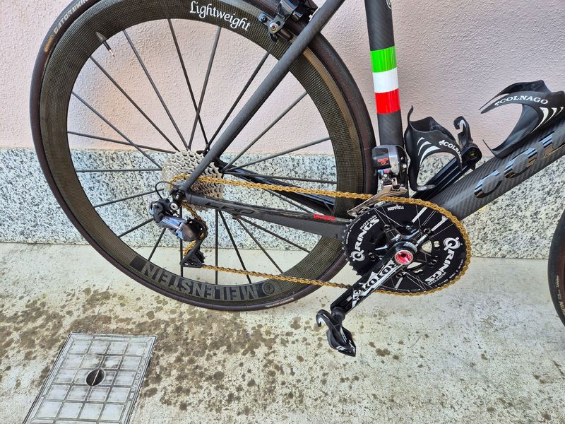 Used Colnago C60 Custom Shimano Dura Ace Di2 2016 Road & Gravel, Black — image 3 of 4