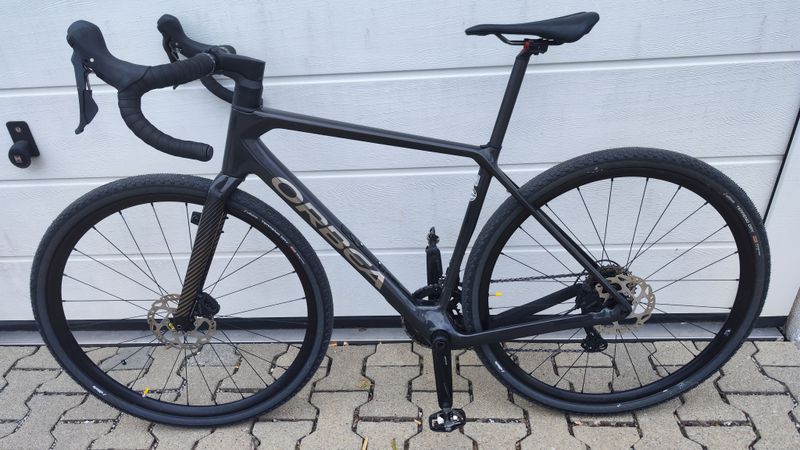 Orbea TERRA M30TEAM 2025 2025 Road & Gravel usato, Nero — immagine 2 di 26