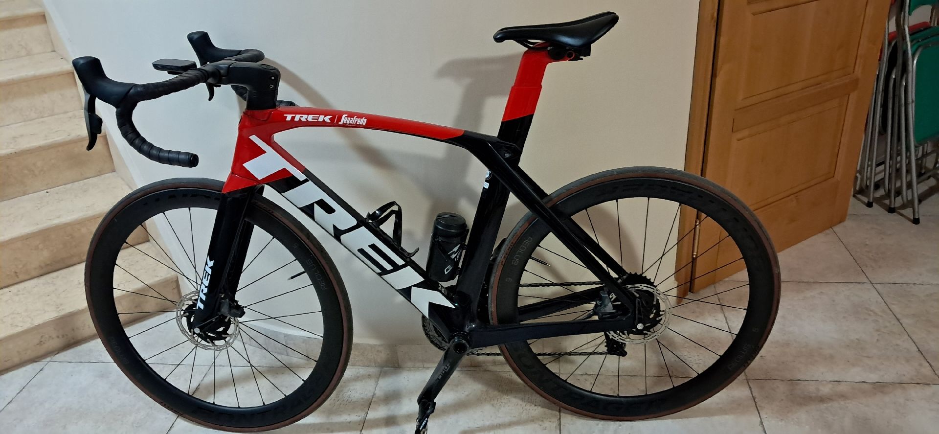 Trek Madone SLR 7 eTap Gen 6 2021 | buycycle