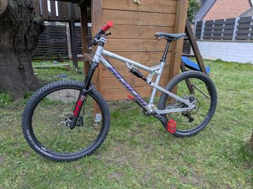 Used Nicolai Custom Shimano Deore 2015 Mountainbike, Light Gray — image 5 of 17