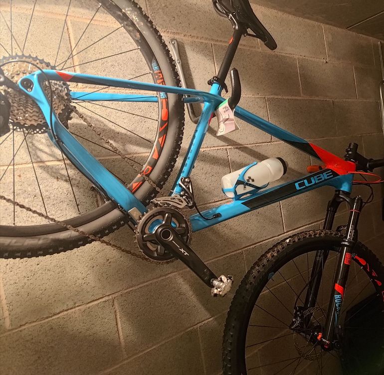 Used cube Reaction GTC race Cube Reaction GTC race Custom Shimano Deore XT 2017 Mountainbike — image 4 of 8