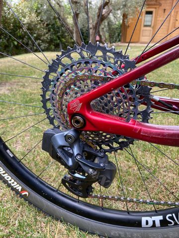 Used Lee Cougan Custom SRAM XX1 Eagle AXS 2023 Mountainbike, Red — image 4 of 15