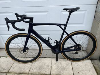 Used Lapierre Xelius SL 8.0 2024 2024 Road & Gravel, Blue — image 2 of 6