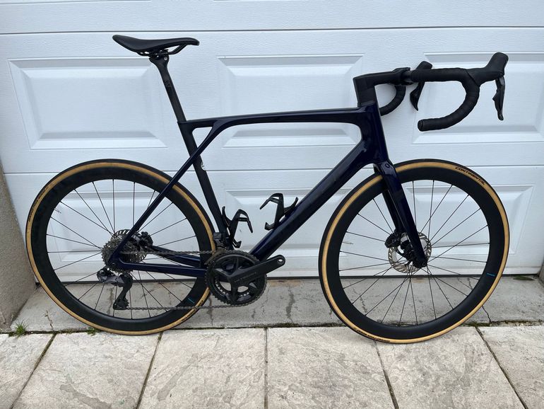Used Lapierre Xelius SL 8.0 2024 2024 Road & Gravel, Blue — image 1 of 6