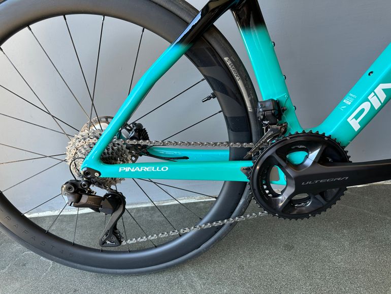 Used Pinarello F7 Shimano Ultegra Di2 2026 Road & Gravel, Black — image 7 of 11
