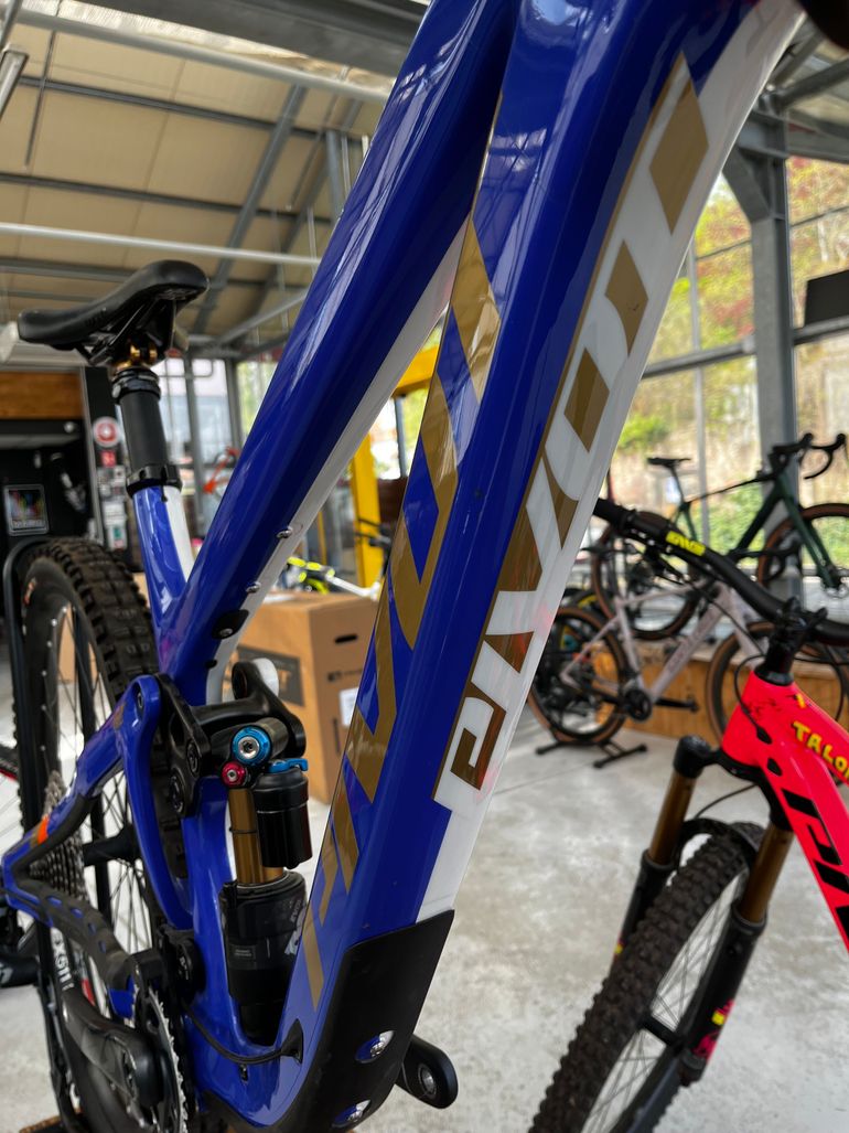 Used Pivot FIREBIRD Frame 2024 Frameset 2024 Mountainbike — image 3 of 5