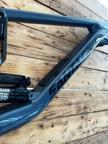 Santa Cruz, Hightower Frameset
