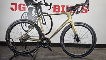 Superior, X-road Team Elite Se Disc + Carbon Wheels *NEW 0km*