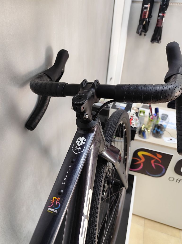 Used Kross ESKER 2.0 2026 2026 Road & Gravel, Black — image 5 of 6