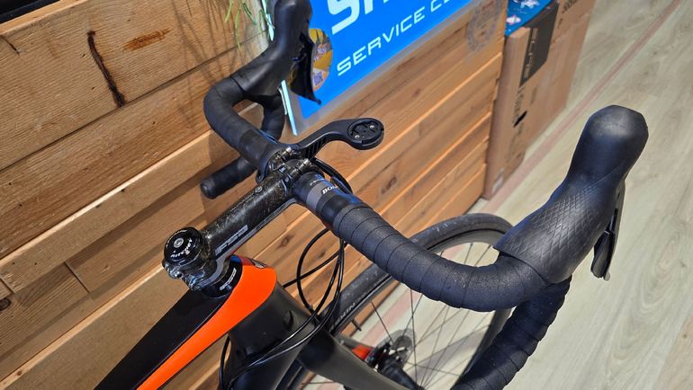 Used Trek Émonda SLR 7 Disc 2020 2020 Road & Gravel — image 7 of 12