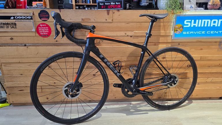 Used Trek Émonda SLR 7 Disc 2020 2020 Road & Gravel — image 2 of 12