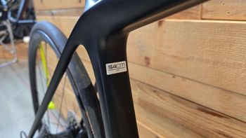 Used Trek Émonda SLR 7 Disc 2020 2020 Road & Gravel — image 11 of 12