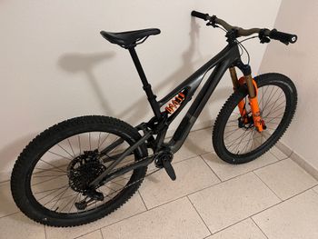 Used Specialized Specialized Stumpjumper Evo Ltd S3 2021 Mountainbike, Black — image 1 of 31