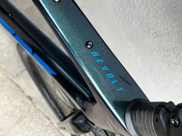 Used Giant Advanced 2 2022 Road & Gravel, Blue — image 3 of 7