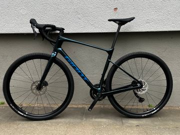 Used Giant Advanced 2 2022 Road & Gravel, Blue — image 1 of 7
