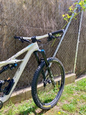 Gebrauchtes Specialized Enduro Elite 29 2019 2019 Mountainbike, Weiß, 29 — Bild 5 von 5