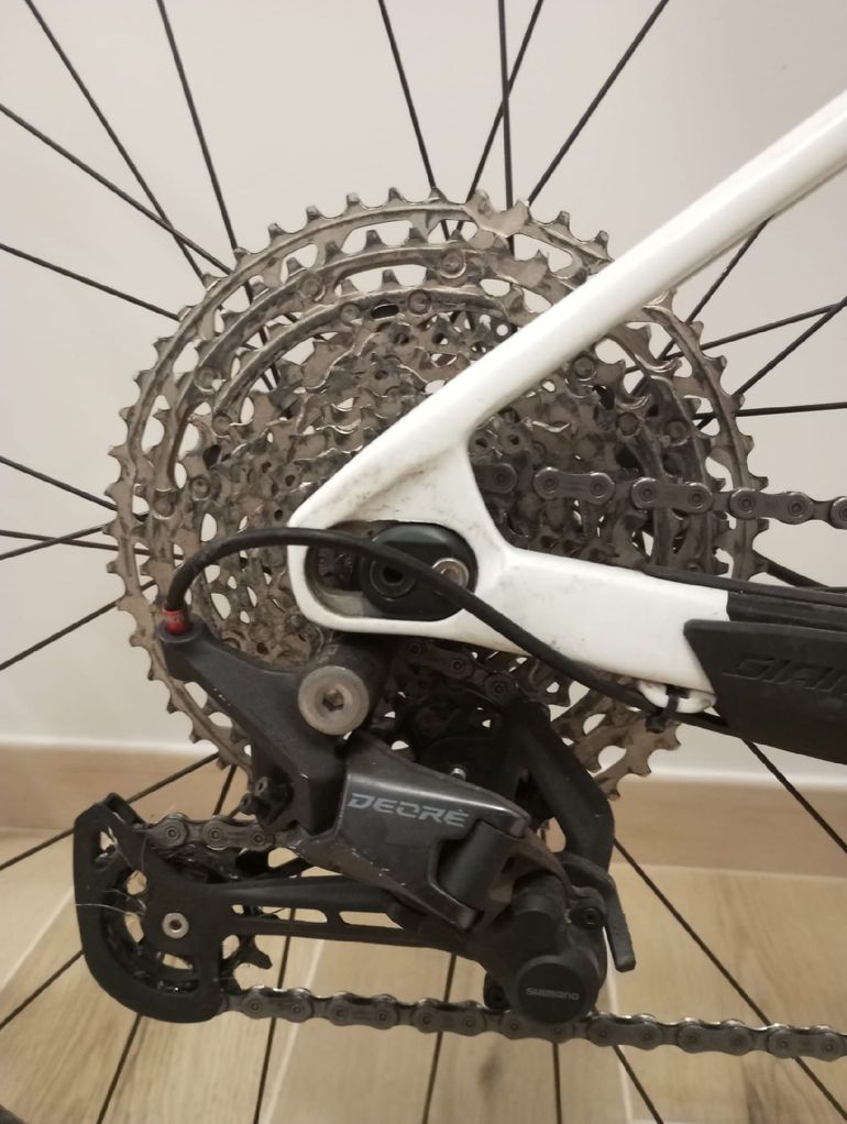 Used Giant Tcx Shimano Deore 2020 Mountainbike, Red — image 2 of 8
