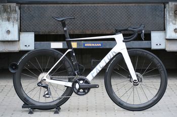 Factor, Ostro Shimano Ultegra Di2