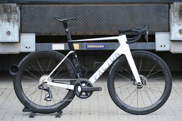 Used Factor Ostro Shimano Ultegra Di2 2024 Road & Gravel