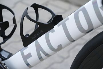 Brugt Factor Ostro Shimano Ultegra Di2 2024 Road & Gravel — billede 16 af 28