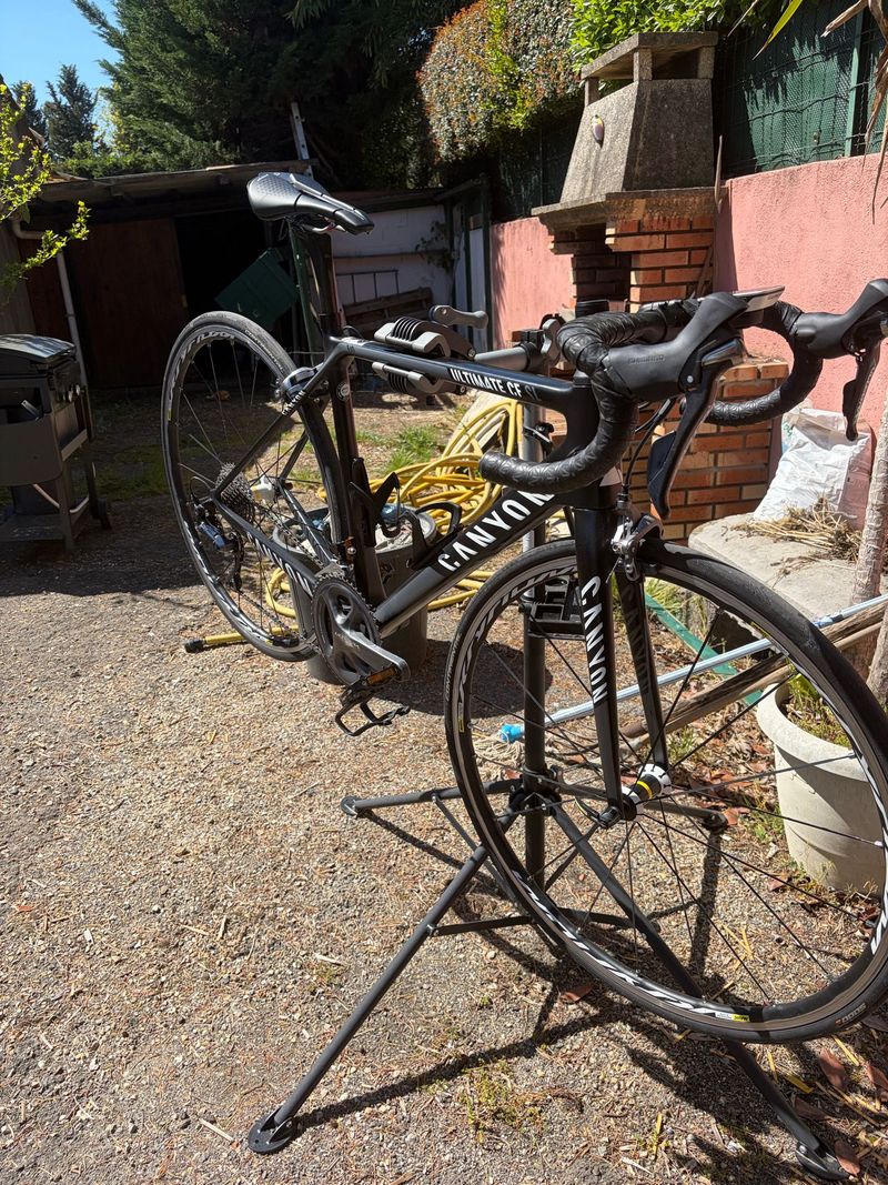 Käytetty Canyon Ultimate Shimano Ultegra 2017 Road & Gravel