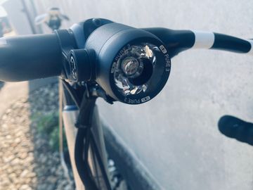 Used Van Nicholas Skeiron Shimano Ultegra Di2 2018 Road & Gravel, Black — image 10 of 11