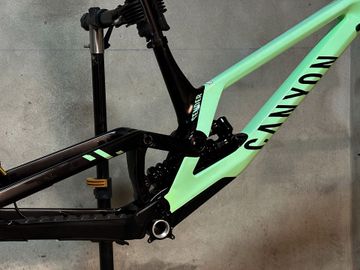 Used Canyon Sender CFR FMD 2021 Frameset 2021 MTB