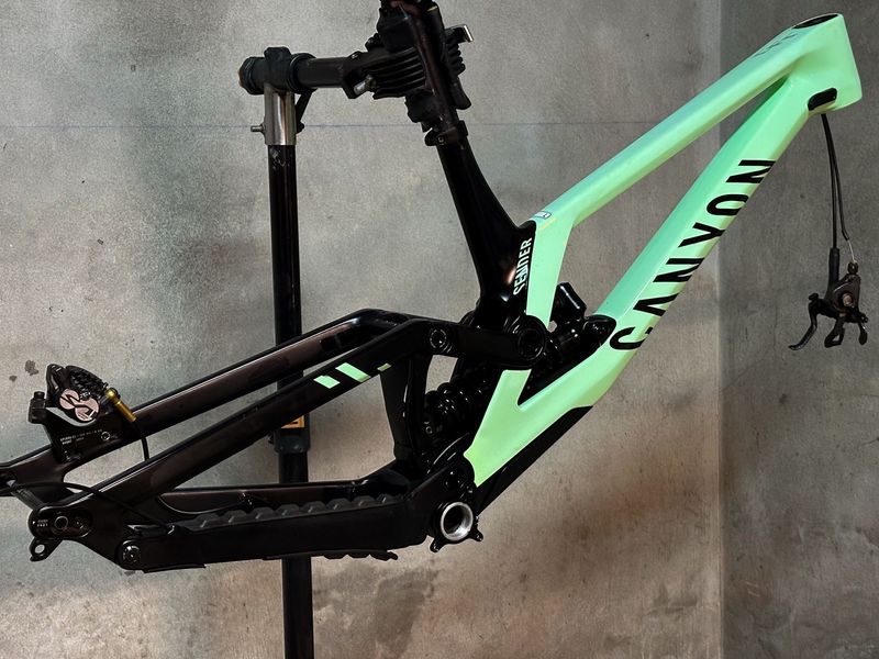Gebrauchtes Canyon Sender CFR FMD 2021 Frameset 2021 Mountainbike, Grün, 29, 27.5 — Bild 3 von 8
