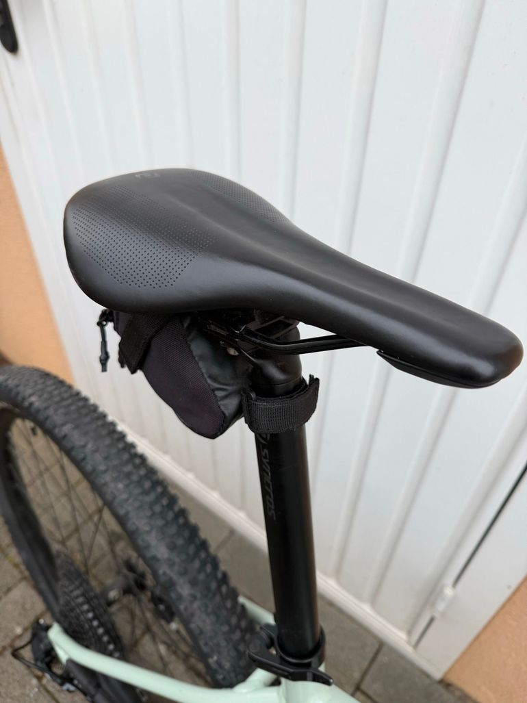 Used Scott Contessa Scale 940 2022 2022 Mountainbike — image 6 of 8