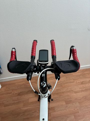 Used Trek Speed Concept 2.5 2012 2012 Road & Gravel, Red — image 3 of 3