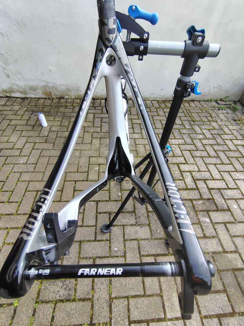 Used Ghost LECTOR World Cup Frame Kit 2021 Frameset 2021 Mountainbike, White, 29 — image 6 of 11