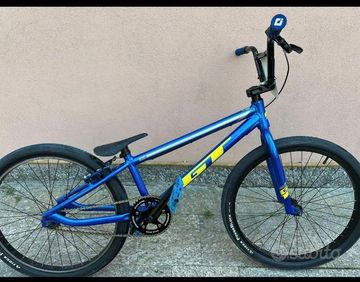GT Mach One Pro 24 2021 2021 Urban usato, Blu — immagine 2 di 3