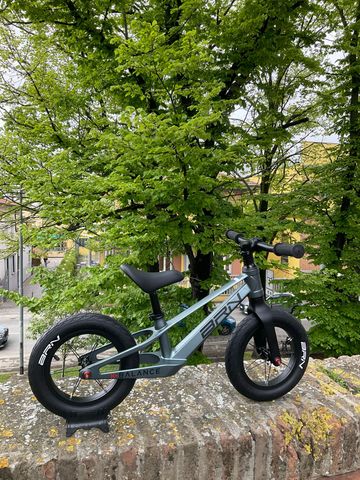 Used Brn Custom 2026 Youth, Light Gray — image 3 of 4