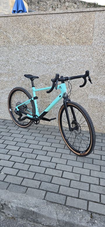 Tweedehands BMC URS 01 LT TWO 2024 2024 Road & Gravel — afbeelding 2 van 15