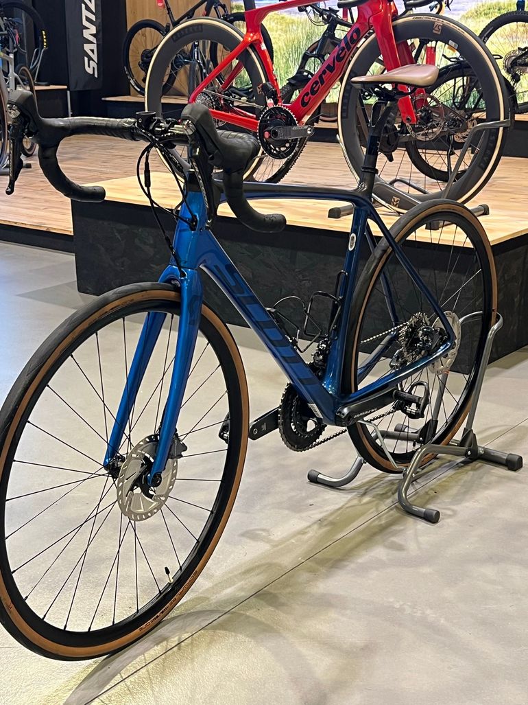 Used Scott Addict Shimano Ultegra 2021 Road & Gravel — image 7 of 7