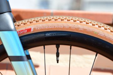 Used BMC Kaius 01 TWO 2024 2024 Road & Gravel, Black — image 6 of 18