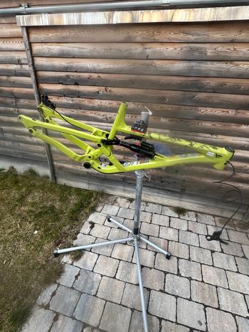 YT, YT Custom Frameset