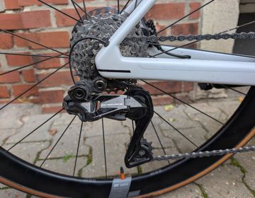 Używany BMC Teammachine SLR01 TWO 2023 2023 Road & Gravel — zdjęcie 4 z 13