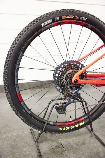 Tweedehands Trek Supercaliber Project One 2023 Mountainbike — afbeelding 11 van 13